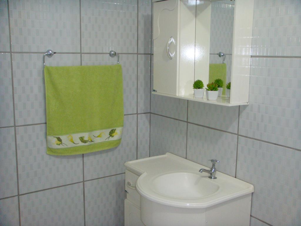 Hostel&Suítes Stettin Pomerode Quarto foto